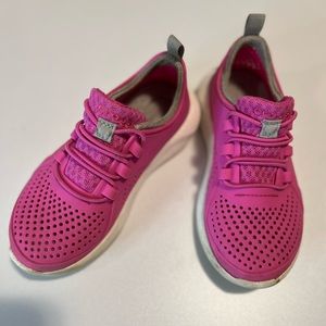 Crocs - Child size 11 pink Croc shoes.